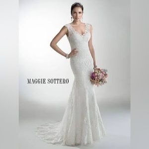 Maggie Sottero Wedding Dress Ivory 2003 S 1070 W, SLC UT 84119